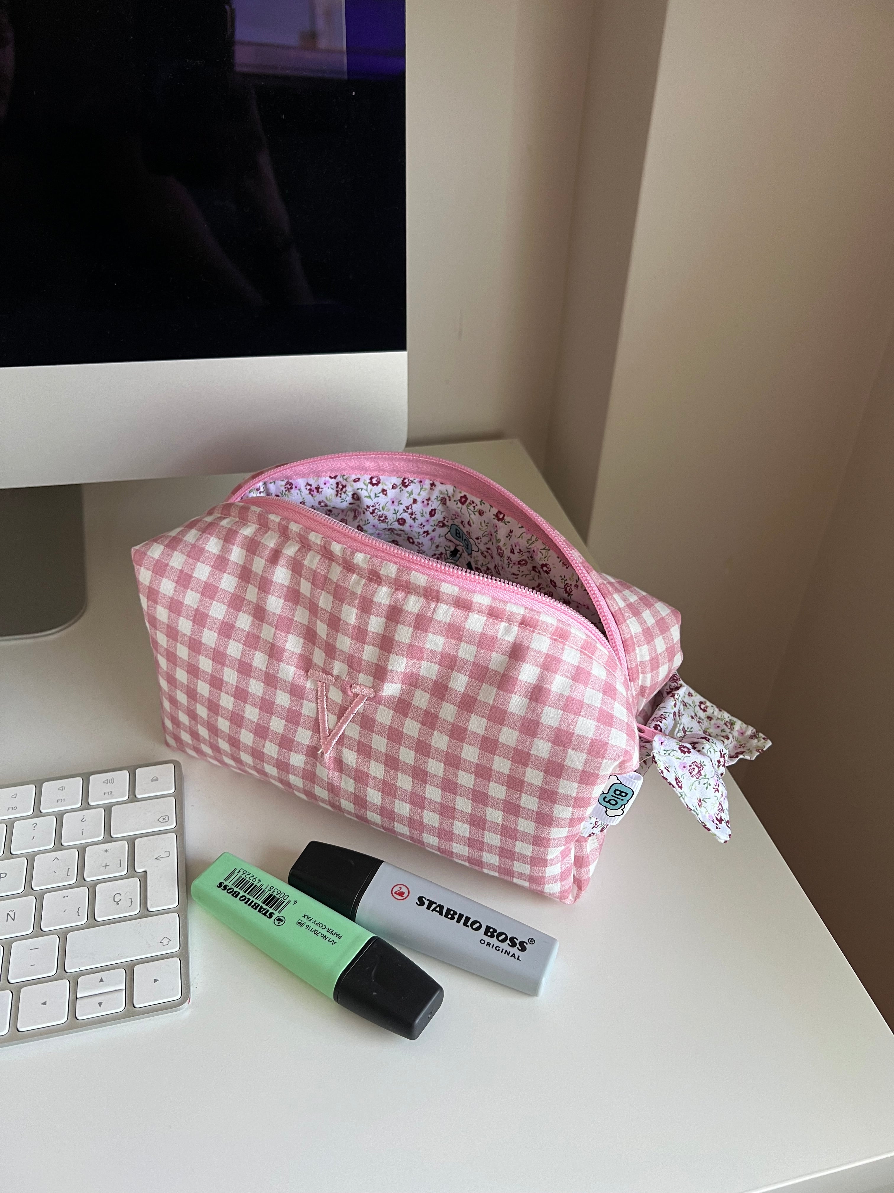 ESTUCHES